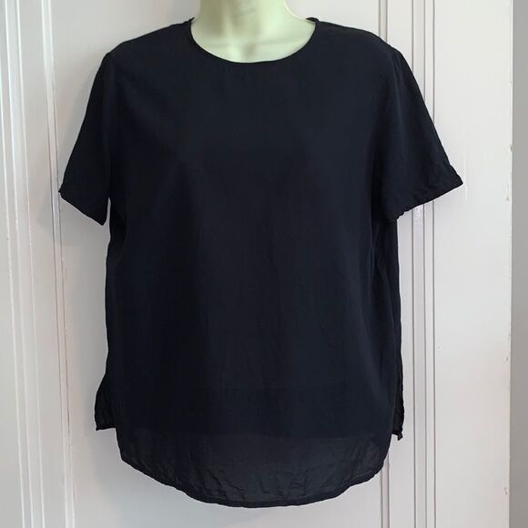 Vintage Tops - Vtg Episode black silk short sleeved blouse